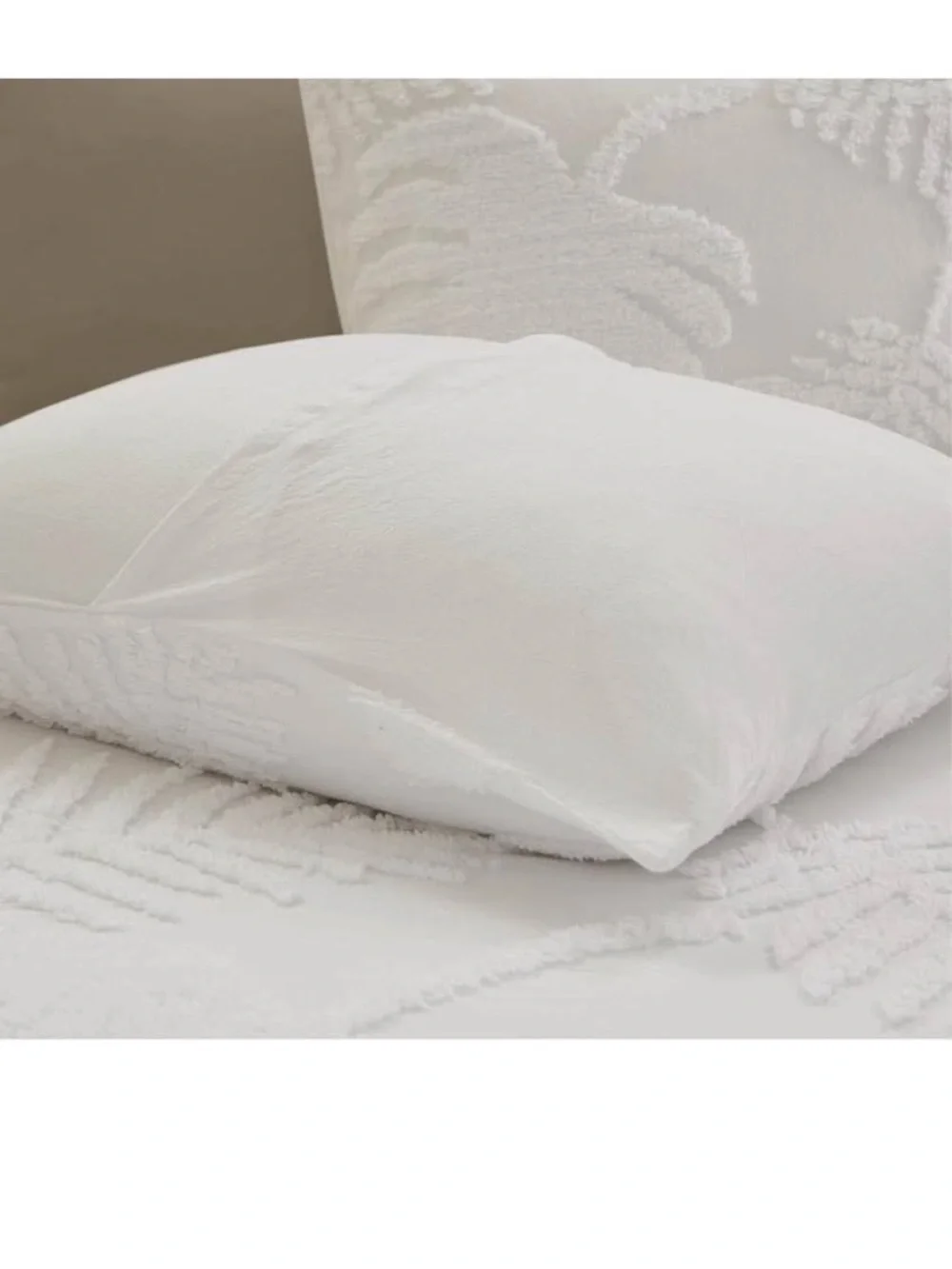 Madison Park Tufted Chenille Cotton Comforter, All Season Bedding Set, Cal King